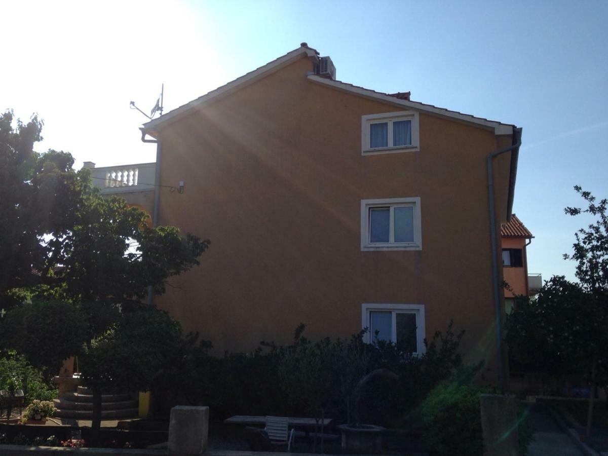 Apartment Aleksandra Malinska Dış mekan fotoğraf