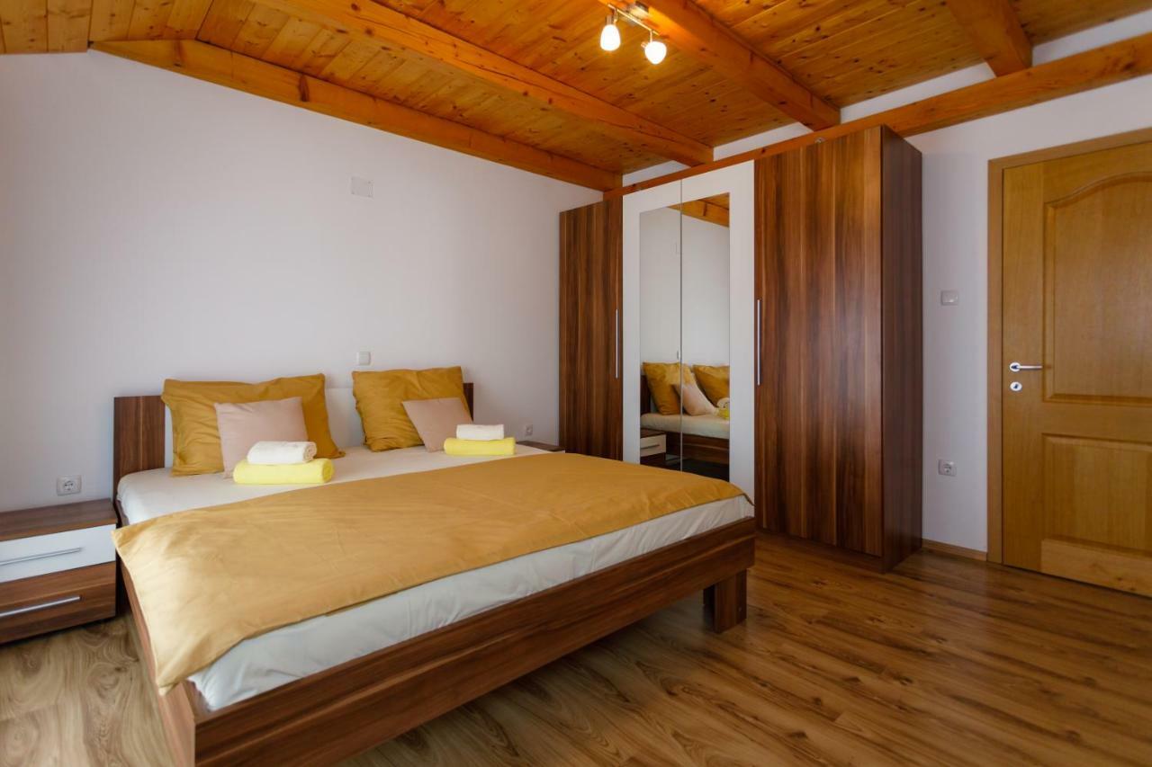 Apartment Aleksandra Malinska Dış mekan fotoğraf