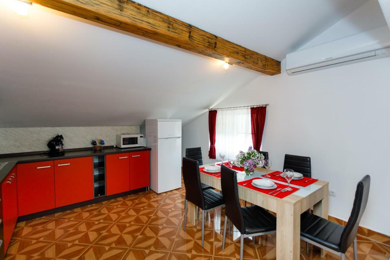 Apartment Aleksandra Malinska Dış mekan fotoğraf